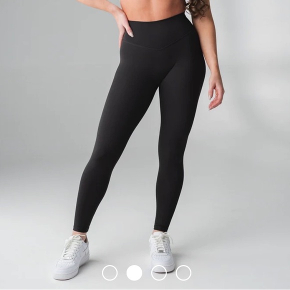 Vitality/Balance Athletica Midnight Tenacity‎ Leggings - Picture 1 of 13